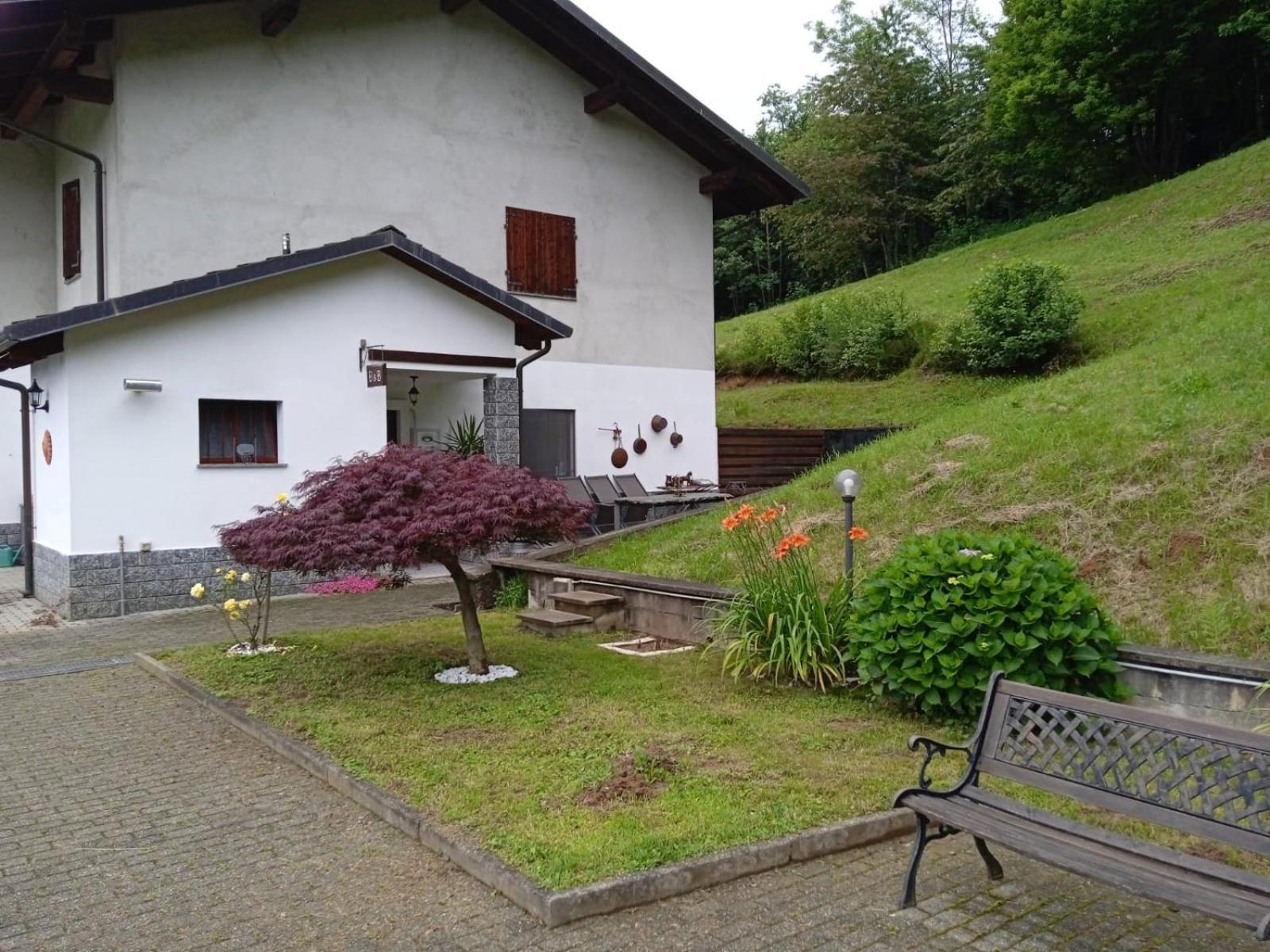 Appartamento La Casa Nel Bosco Rueglio Zewnętrze zdjęcie